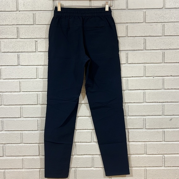 Lululemon Navy Bowline Pant XS - Picture 5 of 7